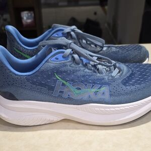 Hoka Mach 6 Downpour Men's size 9D